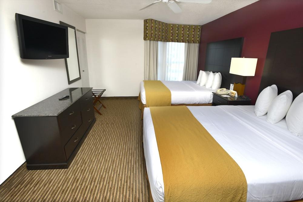 Surestay Plus By Best Western Orlando Lake Buena Vista Exterior photo