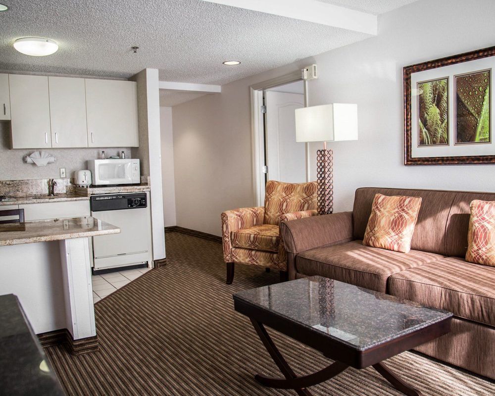 Surestay Plus By Best Western Orlando Lake Buena Vista Exterior photo