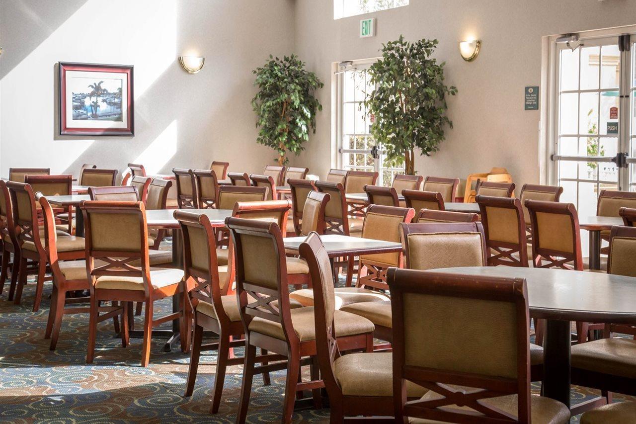 Surestay Plus By Best Western Orlando Lake Buena Vista Exterior photo